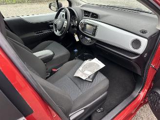 Toyota Yaris 1.5 Full Hybrid 89pk automaat Aspiration - nap - camera - clima + cruise contr - pdc - afn trek - boekjes + sleutels picture 22