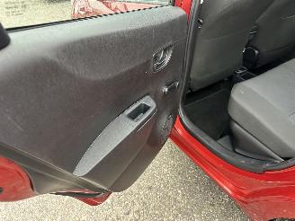 Toyota Yaris 1.5 Full Hybrid 89pk automaat Aspiration - nap - camera - clima + cruise contr - pdc - afn trek - boekjes + sleutels picture 70