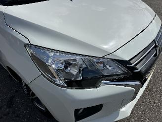 Mitsubishi Space-star 1.0i 71pk Cool+ 5drs - nap - airco - elektr pakket - licht + regensensor - facelift - 4x nieuwe banden picture 69