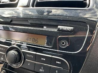 Mitsubishi Space-star 1.0i 71pk Cool+ 5drs - nap - airco - elektr pakket - licht + regensensor - facelift - 4x nieuwe banden picture 32