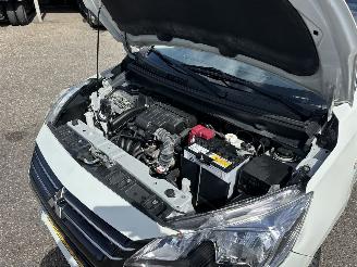 Mitsubishi Space-star 1.0i 71pk Cool+ 5drs - nap - airco - elektr pakket - licht + regensensor - facelift - 4x nieuwe banden picture 62