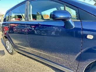 Toyota Corolla-verso 1.6 VVT-i 110pk Terra - 197dkm nap - airco - cruise contr - pdc - elektr spiegels + ramen voor - all season picture 69