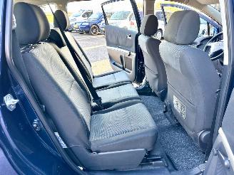 Toyota Corolla-verso 1.6 VVT-i 110pk Terra - 197dkm nap - airco - cruise contr - pdc - elektr spiegels + ramen voor - all season picture 16