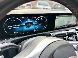 Mercedes A-klasse Gereserveerd AMG Bus Sol 7-Traps aut + F1 - pano - widescreen - sfeerverl - front + side + park assist - stoelverw picture 14