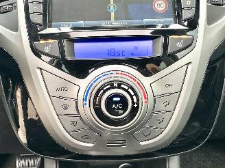 Hyundai Ix20 Gereserveerd 1.6i 125pk automaat Premium - nap - pano - leer - stuur + stoelverw - navi - camera - 1e eig - pdc v+a picture 42