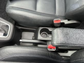 Hyundai Ix20 Gereserveerd 1.6i 125pk automaat Premium - nap - pano - leer - stuur + stoelverw - navi - camera - 1e eig - pdc v+a picture 37