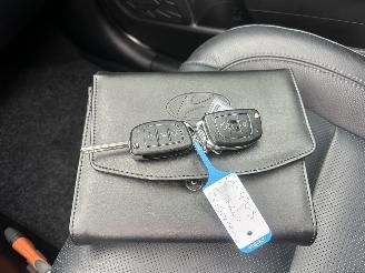 Hyundai Ix20 Gereserveerd 1.6i 125pk automaat Premium - nap - pano - leer - stuur + stoelverw - navi - camera - 1e eig - pdc v+a picture 28