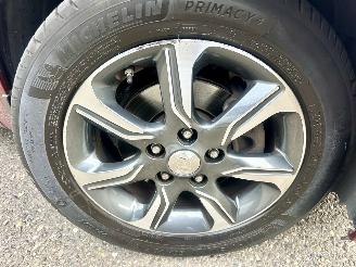 Hyundai Ix20 Gereserveerd 1.6i 125pk automaat Premium - nap - pano - leer - stuur + stoelverw - navi - camera - 1e eig - pdc v+a picture 73