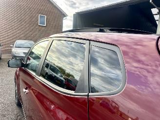 Hyundai Ix20 Gereserveerd 1.6i 125pk automaat Premium - nap - pano - leer - stuur + stoelverw - navi - camera - 1e eig - pdc v+a picture 11