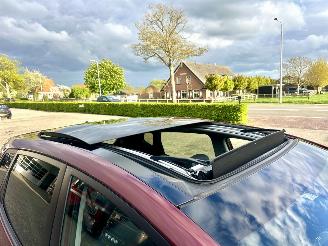 Hyundai Ix20 Gereserveerd 1.6i 125pk automaat Premium - nap - pano - leer - stuur + stoelverw - navi - camera - 1e eig - pdc v+a picture 9