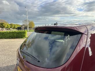 Hyundai Ix20 Gereserveerd 1.6i 125pk automaat Premium - nap - pano - leer - stuur + stoelverw - navi - camera - 1e eig - pdc v+a picture 95