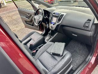 Hyundai Ix20 Gereserveerd 1.6i 125pk automaat Premium - nap - pano - leer - stuur + stoelverw - navi - camera - 1e eig - pdc v+a picture 16