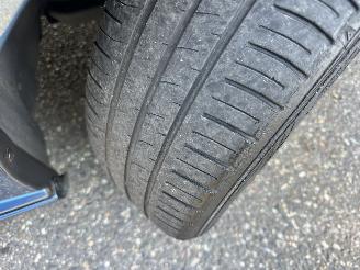 Volkswagen Polo 1.0 TSI 95pk BlueMotion Edition 5drs - nap - navi - airco - cruise - lmv - 4x elektr ramen - privacy glass picture 81