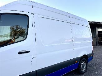 Mercedes Sprinter Gereserveerd 316 2.2 CDI 163pk 7-traps aut + f1 L2/H2 - nap - navi - camera - zwarte hemel - trekh - elektr pakket - 4x Michelin picture 103
