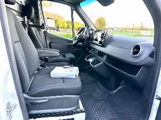 Mercedes Sprinter Gereserveerd 316 2.2 CDI 163pk 7-traps aut + f1 L2/H2 - nap - navi - camera - zwarte hemel - trekh - elektr pakket - 4x Michelin picture 46