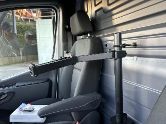 Mercedes Sprinter Gereserveerd 316 2.2 CDI 163pk 7-traps aut + f1 L2/H2 - nap - navi - camera - zwarte hemel - trekh - elektr pakket - 4x Michelin picture 57