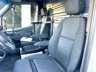 Mercedes Sprinter Gereserveerd 316 2.2 CDI 163pk 7-traps aut + f1 L2/H2 - nap - navi - camera - zwarte hemel - trekh - elektr pakket - 4x Michelin picture 44