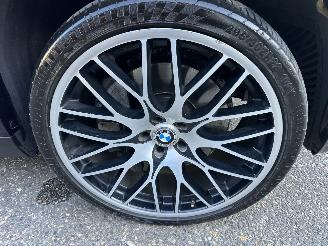 BMW X6 xDrive50i 4.4 TwinTurbo 408pk 8-traps aut + f1 Exe - facelift - hud - 22 inch - softclose - stuurverw - keyless picture 98