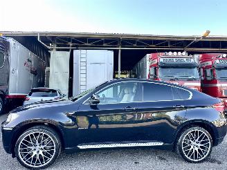 Damaged car BMW X6 xDrive50i 4.4 TwinTurbo 408pk 8-traps aut + f1 Exe - facelift - hud - 22 inch - softclose - stuurverw - keyless 2009/6