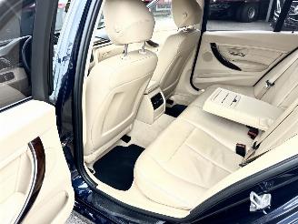 BMW 3-serie Touring 320i 184pk 8-traps aut High Executive - nap - xenon - beige leer - stoelverw - navi - pdc - elektr klep picture 57