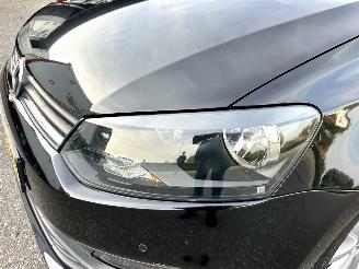 Volkswagen Polo Gereserveerd 1.4 TDI 75pk BlueMotion 5drs - navi - clima - cruise - facelift - bleutooth - pdc v+a - front assist - privacy glass picture 89