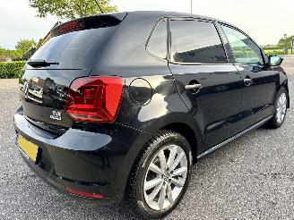 Volkswagen Polo Gereserveerd 1.4 TDI 75pk BlueMotion 5drs - navi - clima - cruise - facelift - bleutooth - pdc v+a - front assist - privacy glass picture 4