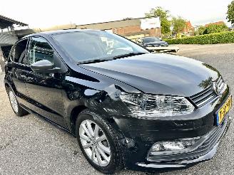 Volkswagen Polo Gereserveerd 1.4 TDI 75pk BlueMotion 5drs - navi - clima - cruise - facelift - bleutooth - pdc v+a - front assist - privacy glass picture 3