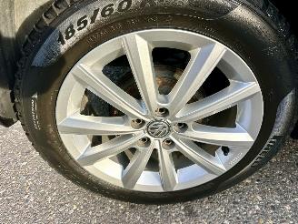 Volkswagen Polo Gereserveerd 1.4 TDI 75pk BlueMotion 5drs - navi - clima - cruise - facelift - bleutooth - pdc v+a - front assist - privacy glass picture 60