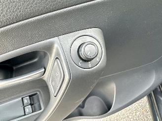 Volkswagen Polo Gereserveerd 1.4 TDI 75pk BlueMotion 5drs - navi - clima - cruise - facelift - bleutooth - pdc v+a - front assist - privacy glass picture 40