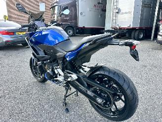 BMW F 900 R XR 105pk ABS Pro - verwarmde handvatten - navi - dagrijverl - dynamisch + actief pakket - Brembo picture 7