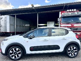 skadebil auto Citroën C3 1.2 PureTech 82pk ELLE - nap - navi - pdc - line assist - lmv - carplay - clima - cruise - grijs dak 2018/5