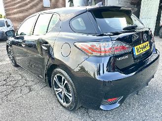 Lexus Ct Gereserveerd 200h Hybrid 123pk aut Business Line - nap - navi - camera - dealer onderhouden - licht + regens + dimmend spiegel picture 6