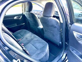 Lexus Ct Gereserveerd 200h Hybrid 123pk aut Business Line - nap - navi - camera - dealer onderhouden - licht + regens + dimmend spiegel picture 60