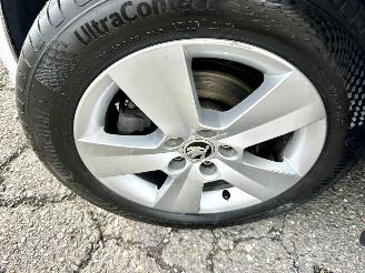 Skoda Fabia Gereserveerd 1.0 TSI 95pk Clever - org nl - front assist - pdc - airco - cruise - navi - privacy glass - rijdbaar picture 80