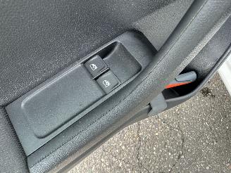 Skoda Fabia Gereserveerd 1.0 TSI 95pk Clever - org nl - front assist - pdc - airco - cruise - navi - privacy glass - rijdbaar picture 47