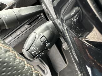 Peugeot 3008 1.2T PureT 131pk 6-bak GT-Line - 54dkm nap - pano - sfeerverl - keyless - camera - line + side + front assist picture 50
