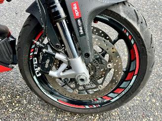 Aprilia  SHIVER 900 - led knipperlichten - drive modus - carbon spatbord - verstelbaar achterveer - stickersset picture 17