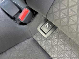 Kia Ceed Sportswagon 1.5 T-GDi 6-bak 160pk DynamicLine - nap - navi - camera - line assist - carplay - pdc - trekh picture 76