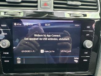 Volkswagen Golf 1.5 TSI is 150pk aut + f1 R-Line 5drs - pano - virtual - 19 inch - keyless - front + line assist - carplay - kameleon tint picture 32