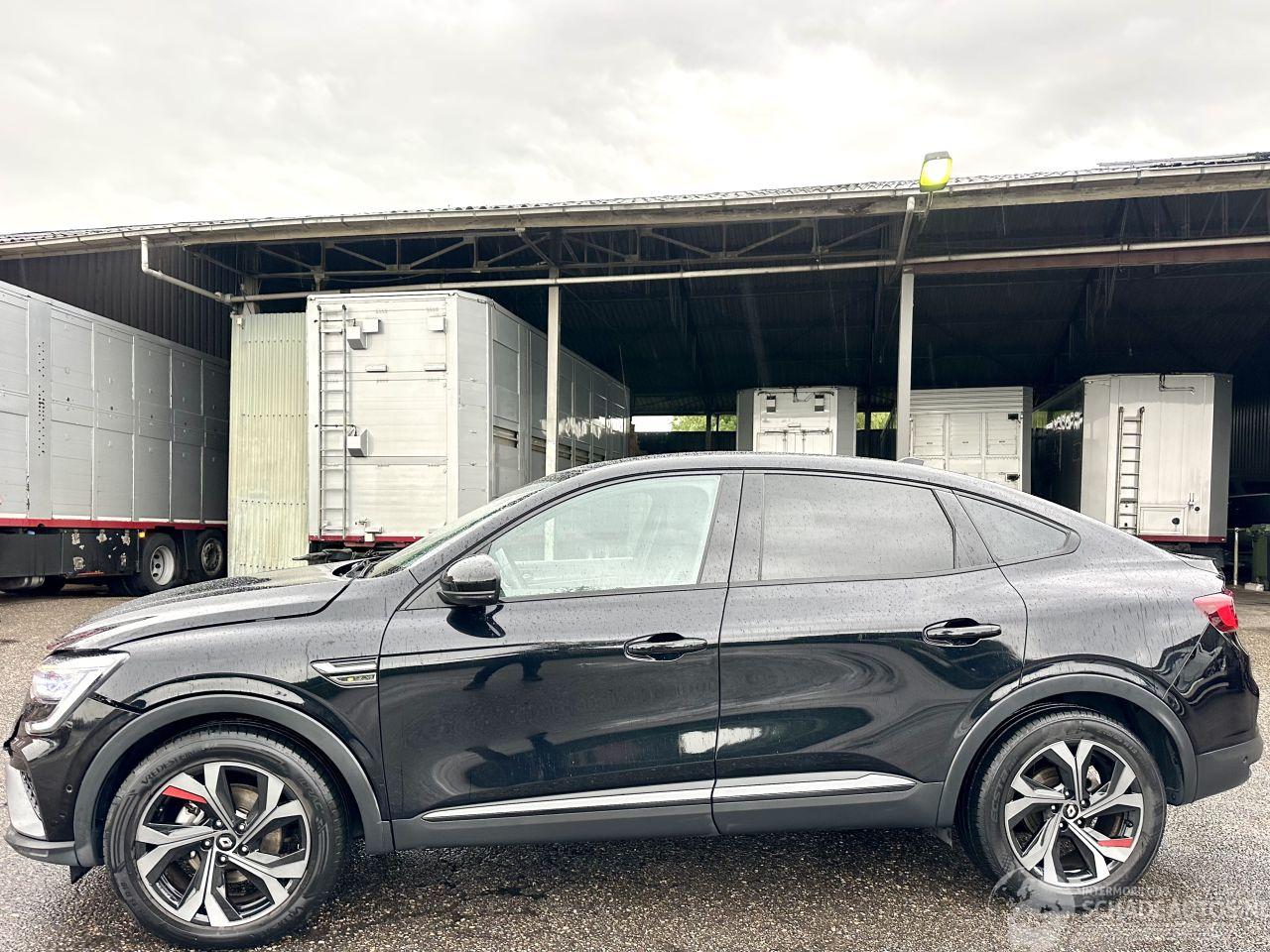 Renault Arkana 1.6 E-Tech Hybrid 145pk 8-traps aut RS-Line - cam - carbon - leer - keyless - stuurverw - front + line + side assist