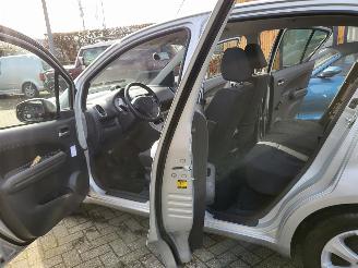 Opel Agila 2 AGILLA,S 1 KOOP 1.0 benz 48 kw af fabriek LPG ,AIRCO, NAP picture 21