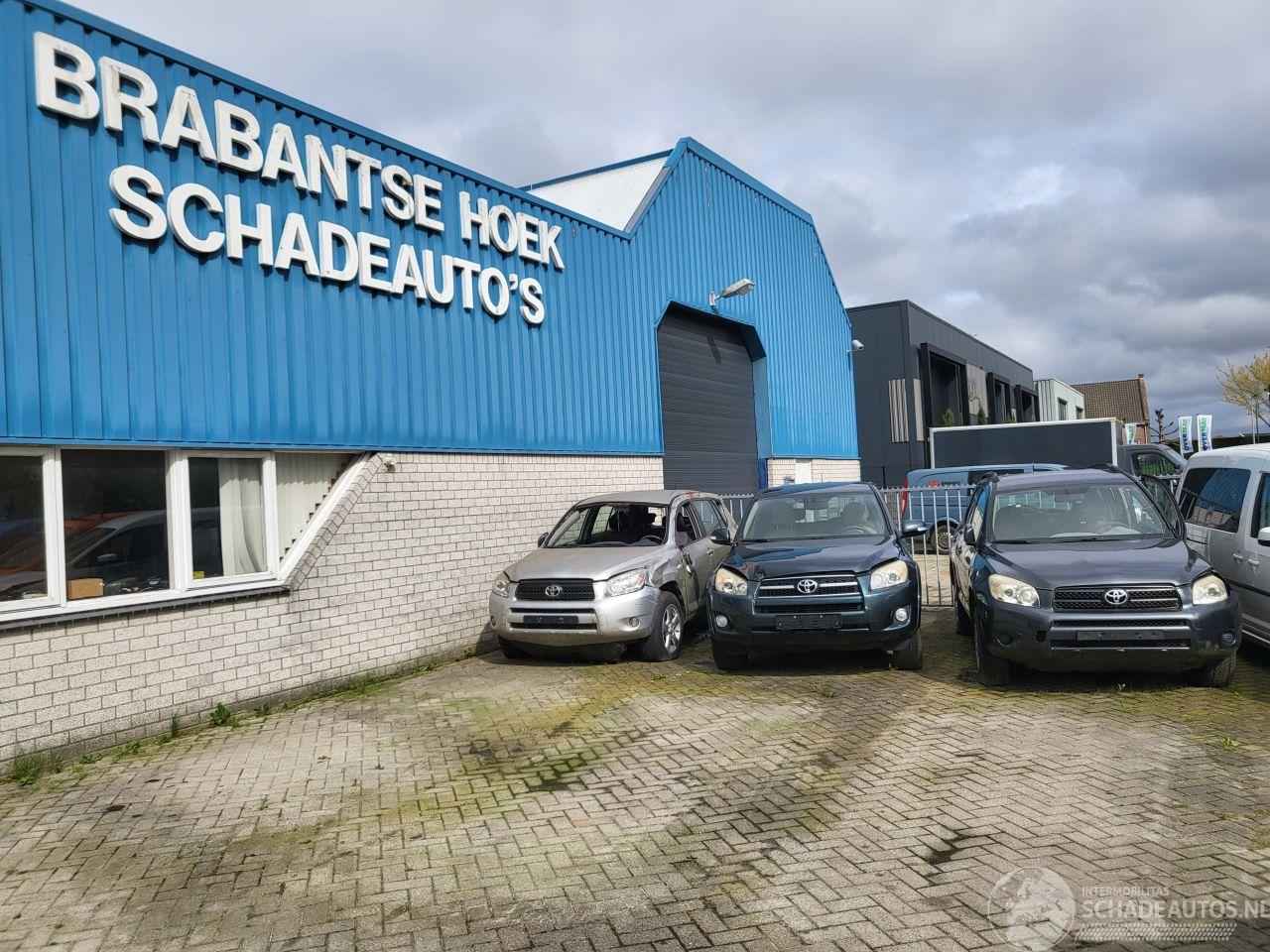 Toyota Rav-4 3X Rav-4 2.2 MET O.A  D-4d D-cat 4x4 130 Kw 1 e eigen 55000 km EXECUTIVE