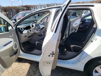 Renault Zoé ZOE Q90 Bose Quickcharge 41 kWh RIJDBAAR HUURACCU picture 11