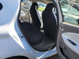 Renault Zoé ZOE Q90 Bose Quickcharge 41 kWh RIJDBAAR HUURACCU picture 12