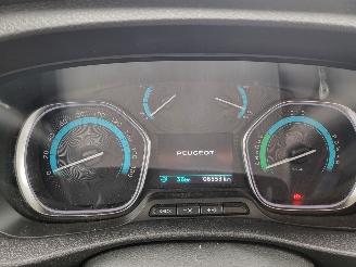 Peugeot Expert e-Expert 50 kWh 9 persoons picture 8