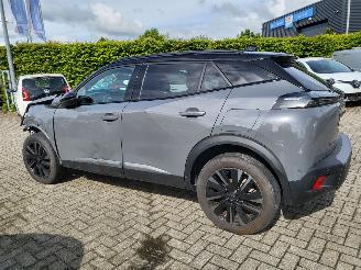 Peugeot 2008 2008 1.2 Hybrid autom 136 GT  € 40 000 NW picture 4