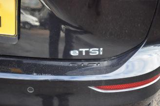 Volkswagen Golf 1.5 eTSI R-line Business 150Pk *Navi/Clima/Camera/Panorama picture 16