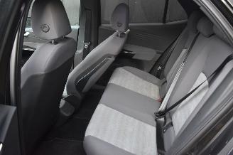 Volkswagen ID.3 58Kwh First 204Pk 3FASE *Navi/Clima/Stoelverwarming picture 6