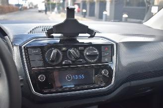 Volkswagen Up! 1.0 65Pk *Airco picture 9