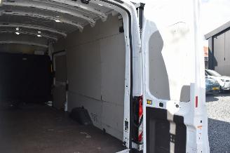 Ford Transit 350 2.0 TDCI L4H3 Trend RWD 129Pk *Airco/Camera picture 12